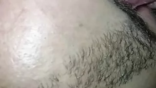 eating his wifes delicous pussy