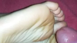 My wife Cum of foot