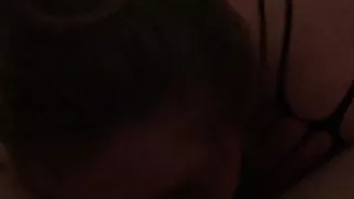 Nachtschwester auf der Arbeit beuscht + gefickt