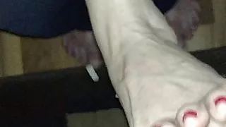 Wifes Footjob Cumshot