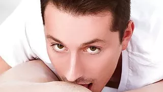 virtual realtiy  bangers massage of shaved pussy