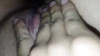 Casada y se dedea para mi