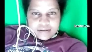 Horny Desi Milf Showing Her Boobs and Pussy Part 1