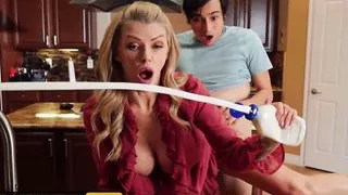 Horny MILF Joslyn James enjoys a good fuck from her step son's