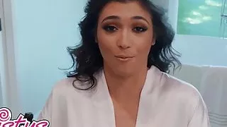 Horny Girls Jenna Foxx And Brooklyn Gray Play Together