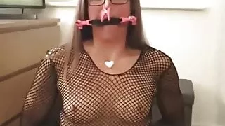 Harmonica gag - I'd hate this if it wasn't so damned hilario