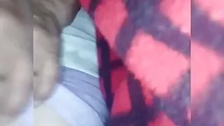 Abuela de casa3 no se deja dedear