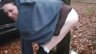 American Hoe pissing in German Forest