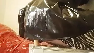 Sissy erstes Mal Dildo