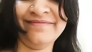 indian horny bhabhi nude show