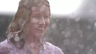 Elisabeth Shue - ''Molly'' 02