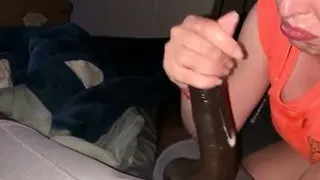 How a white girl sucks black cock