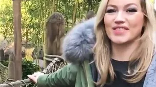 Lana-G!selle - Im Freizeitpark ist Ficken angesagt