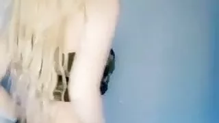 Twerking amazing ass