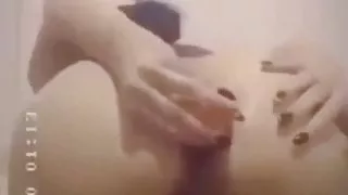 She dildos herself with a carrot