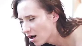 Cutie giving wild oral pleasure