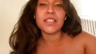 Sexy latina Shara oops boops