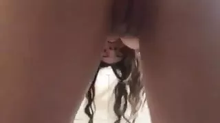 The babe pees a lot (La nena hace mucho pipi)