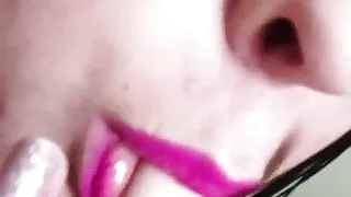 hoty bhabhi playing her pussy