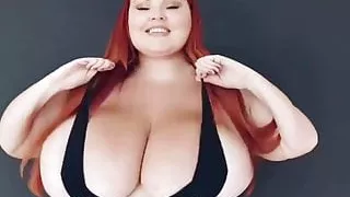 Alena Ostanova Bigger 001