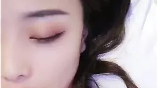 Sao girl live fucks to satisfy fans in various poses