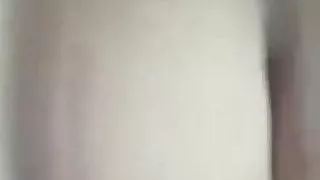 girlfriend fingering in pussy