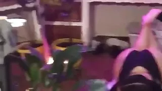 Big Bottom Behavior Booty Pose