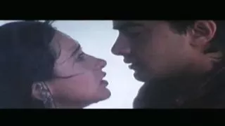 Karishma Kapoor long Kiss