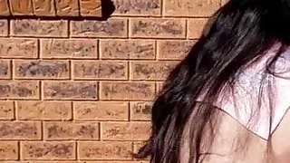 DukkleI hold pee for fan