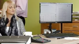 VIP4K. Blonde-haired Katy hopes to get a loan but agent