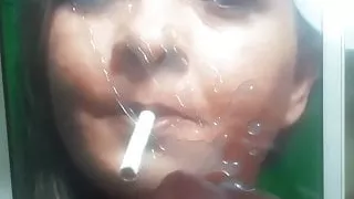 Tribut an die rauchende Michèle