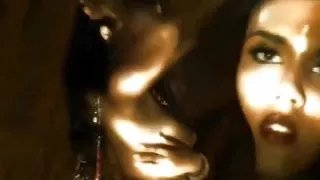 Indian Loving Brunette Babe Seduces You