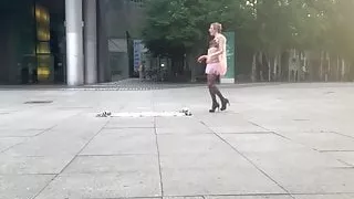 Shemale ist immer hungrig nach rohen Schwänzen