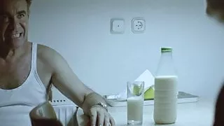 Dogtooth - Kynodontas (2009) 015 Michele Valley