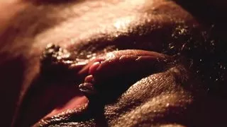 Brandi Love Long Clit Strokes