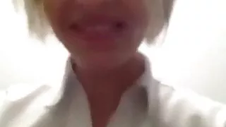 Öffentliches Geschäft Morrisons - Amateur britische Blondine Masturbation