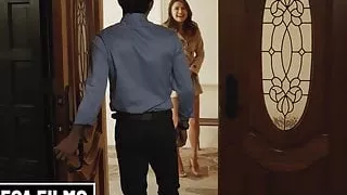 Hot Babe Adria Rae Gets Horny Has Hardcore Sex - Belessa