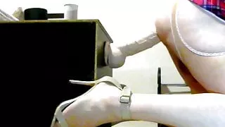 Schulmädchen Doggy Anal Session