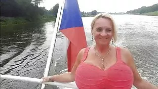 Moinka Maruskova hat dicke Titten