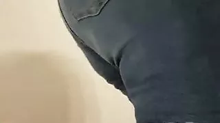 Mein Arsch in Jeansshorts