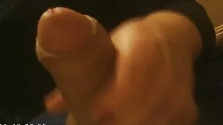 Zärtliche Stiefmutter spielt mit meinem Schwanz