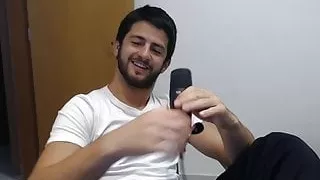 where to find this hot stud's exclusive and nude content