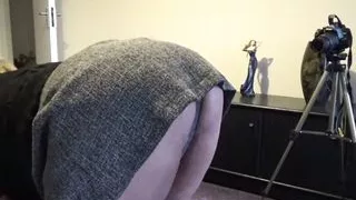 Lovely British GrandMother shows her ass and pussy