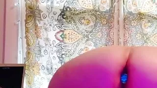 bbw bends over to fuck herself