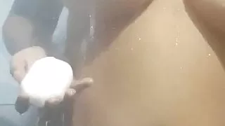 Beautiful Lankan Babe Bathing