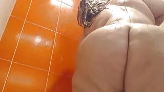 BBW in the shower