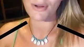 Halt die Klappe und zeig deine Titten, Schlampe