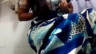 I'm alone, I need someone !