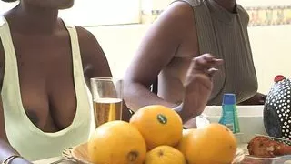 Cleavage, nipslip, boobslip, ebony, big boobs, africa