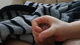 Step mom helps step son cum in 20 seconds